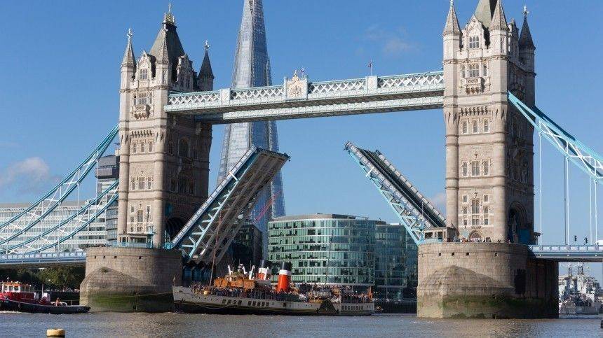 В Лондоне сломался главный символ Англии Тауэрский мост
