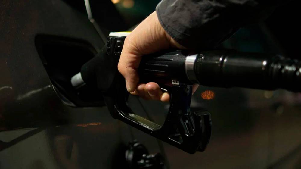 «Ситуация кризисная». Воронежский эксперт назвал причины роста цен на бензин