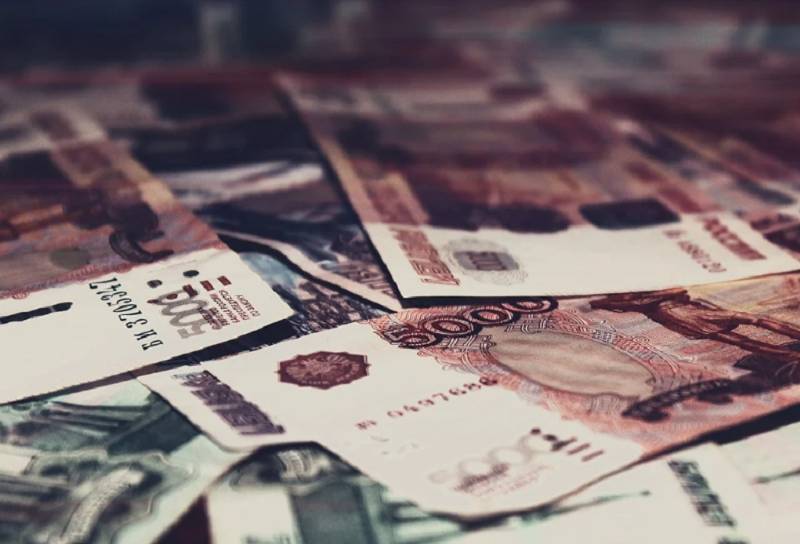Долги россиян перед банками составили 23 трлн рублей