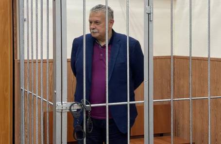 Суд арестовал бывшего председателя правительства Северной Осетии — Алании по делу о хищении 180 млн рублей