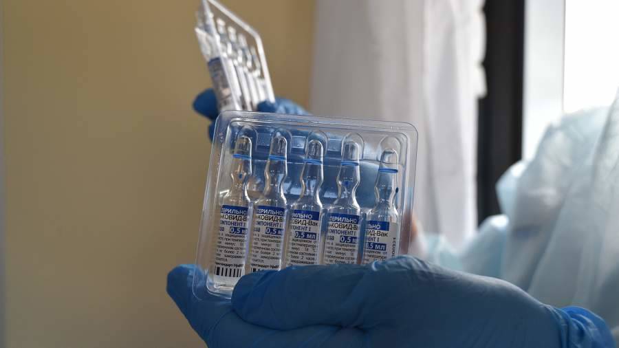 В Петербурге 12 августа стартует вакцинация иностранцев от коронавируса