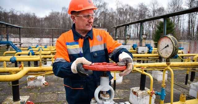 Глупость или измена: Украина третий год подряд подрывает позиции в противостоянии с Газпромом