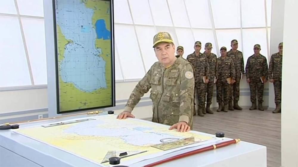 Бердымухамедов открыл новую часть ВМС и здания погранзаставы. Пограничников кормят по книге президента