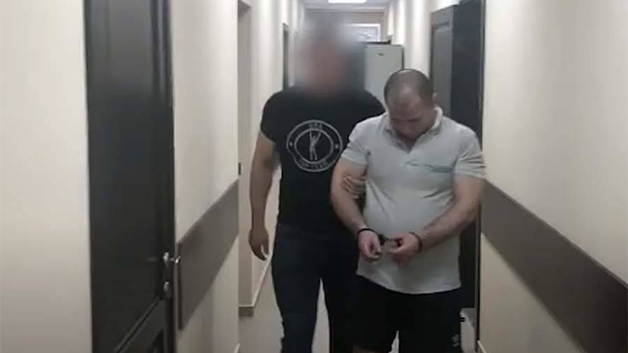 Двое задержанных беглецов из ИВС в Истре признали вину