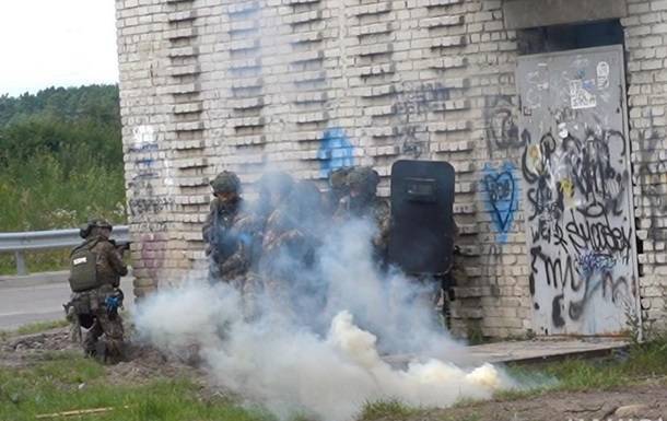 Во Львовской области прошли полицейские спецучения