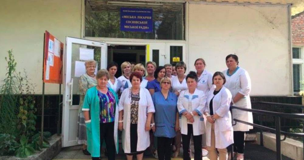 Во Львовской области 17 врачей объявили голодовку