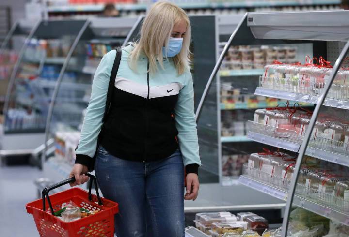 Расходы россиян на продукты приблизились к докризисному уровню, считают эксперты
