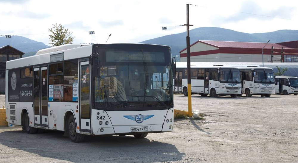 Еще на двух автобусных маршрутах в Южно-Сахалинске введут систему бескондукторной оплаты