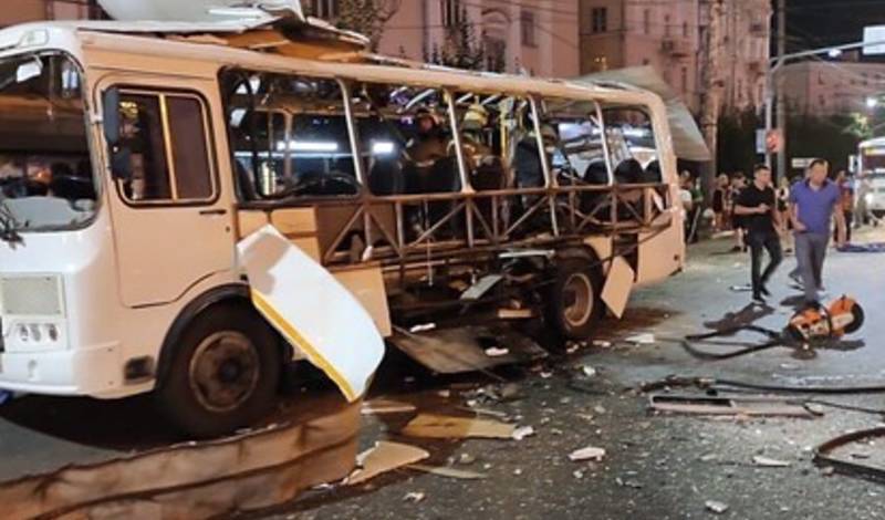 Основной версией взрыва автобуса в Воронеже стала неисправность газового оборудования