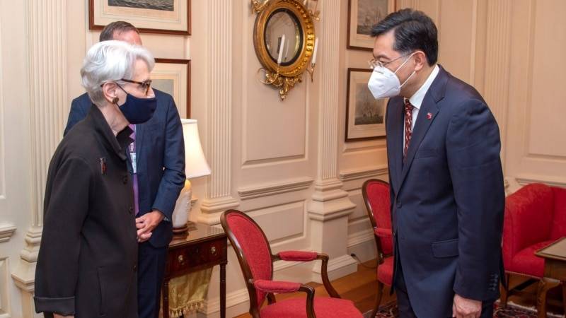 Замгоссекретаря США встретилась с новым послом Китая