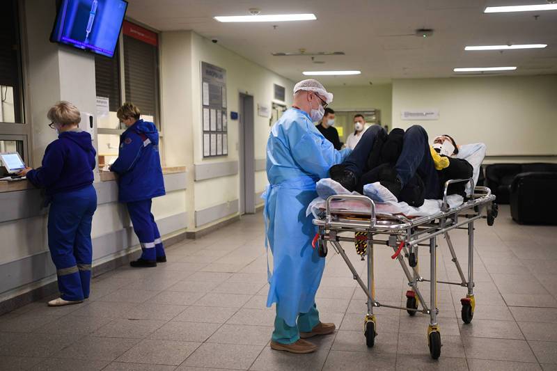 В Петербурге закрывают ковид-госпиталь в "Ленэкспо"