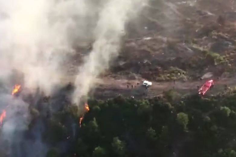 Для тушения пожара в горах Габалы задействован второй вертолет (ВИДЕО)