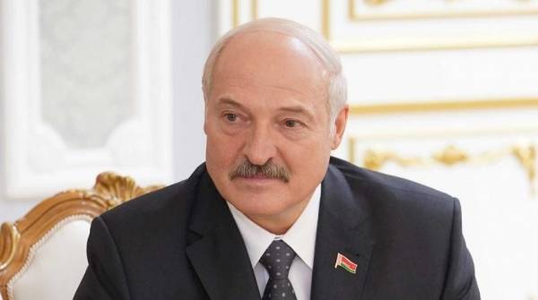 Лукашенко обещал присматривать за преемником