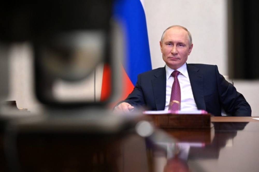 Путин обсудил с Совбезом вопросы обороны и международной безопасности