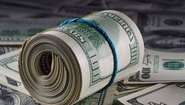В МИД РФ считают целесообразным сокращение долларовой части в национальных резервах
