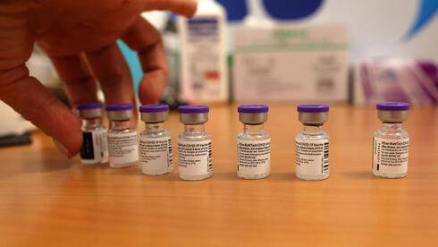 Израильтянка госпитализирована в тяжелом состоянии после третьей прививки от коронавируса