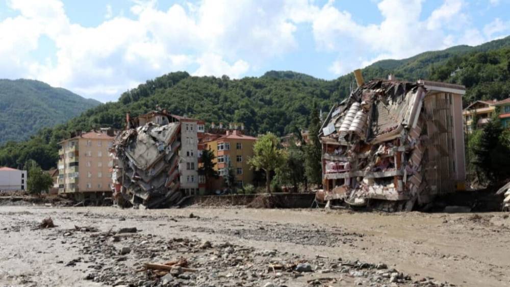 Наводнения в Турции: число жертв достигло 40