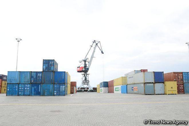 Казахстан намерен увеличить количество грузов в порту Курык