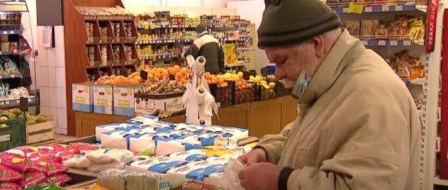 Украинцам рассказали, что будет с ценами на овощи, фрукты, мясо и гречку