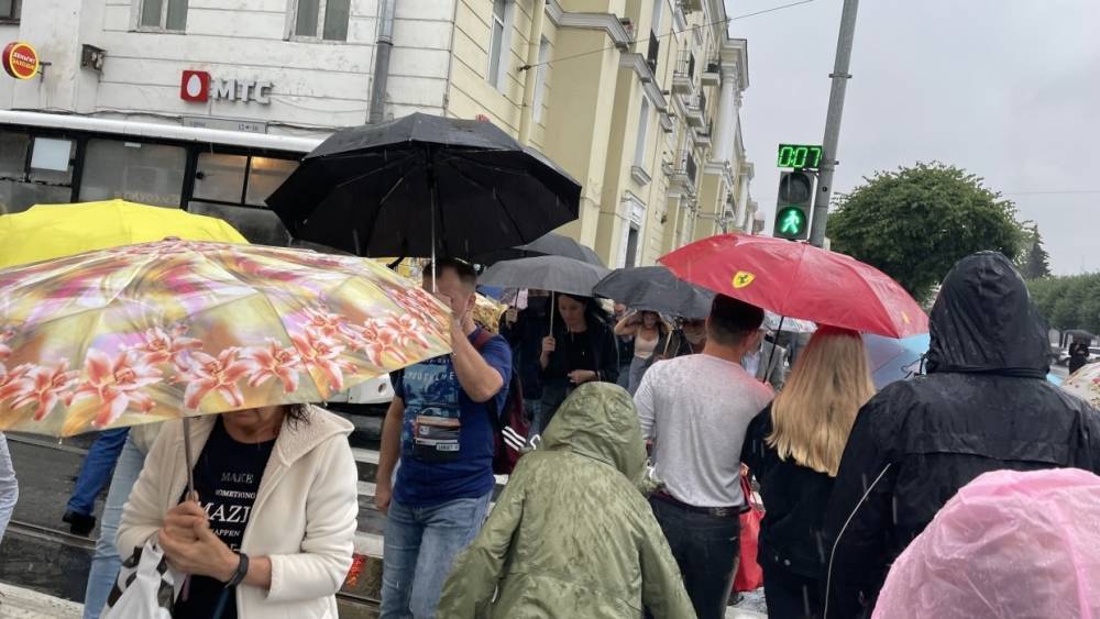 МЧС предупредило об ухудшении погоды в Петербурге в воскресенье