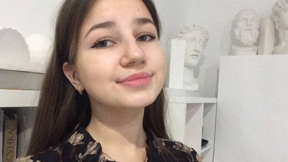 Путин наградил гимназистку, спасшую в Петербурге провалившихся под лёд детей