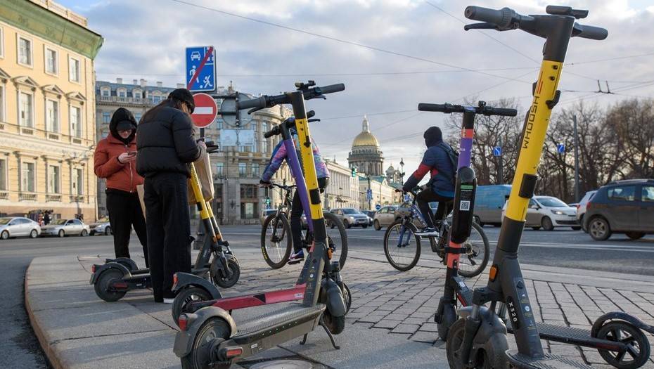 Спрос на электротранспорт в Петербурге подскочил на 110%