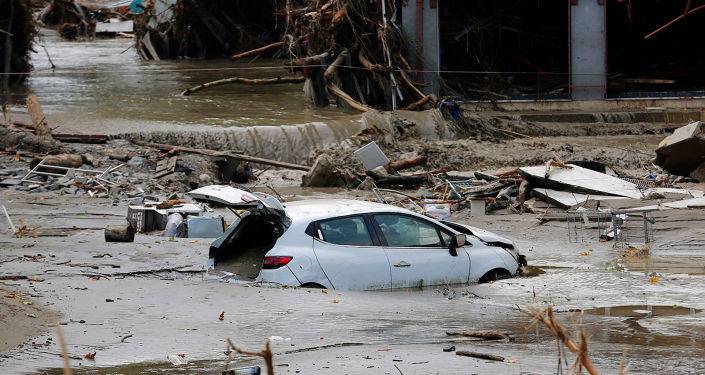 В результате наводнения в Турции погибли 70 человек