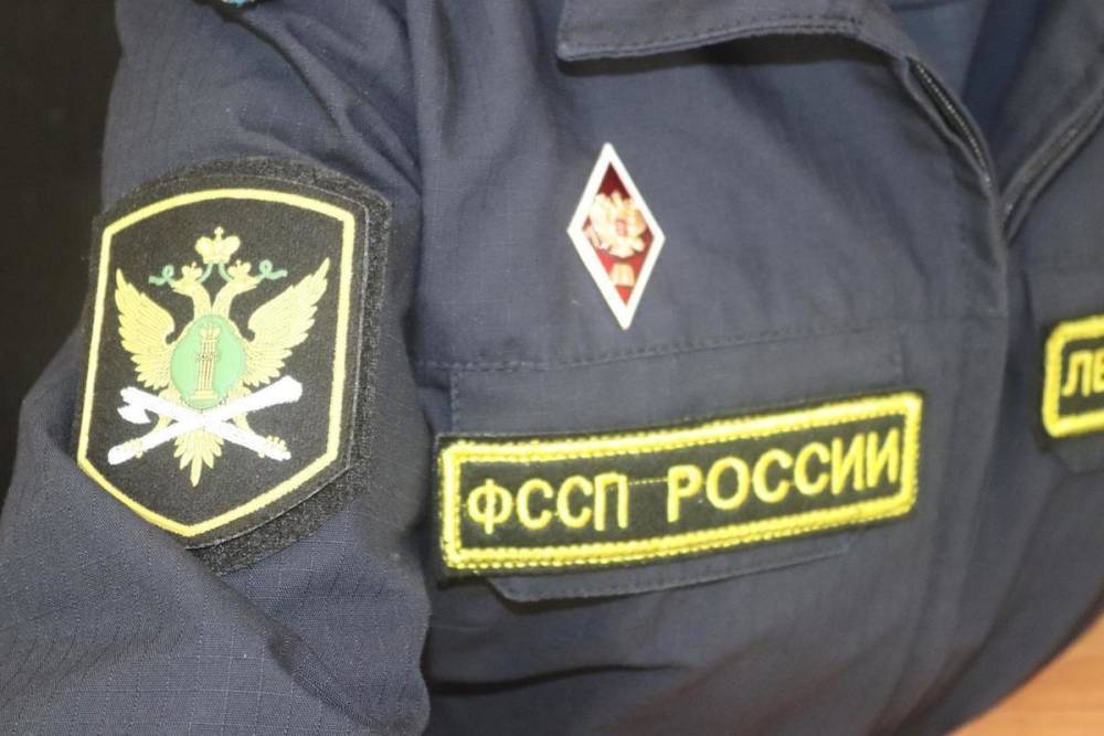 Пскович задолжал 360 тысяч рублей по коммунальным и кредитным платежам