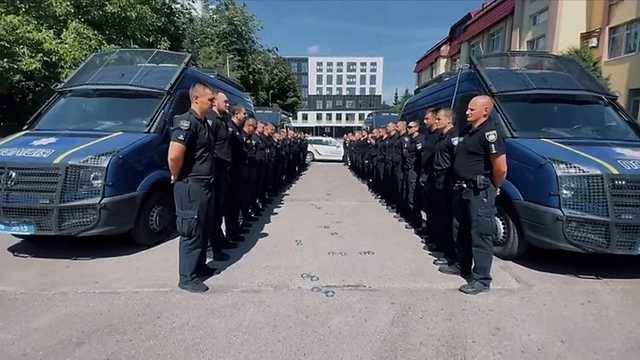 Во Львове патрульные в знак протеста против приговора своим коллегам записали видео