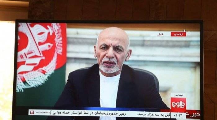 Убегающий президент Афганистана не смог запихнуть все деньги в самолет