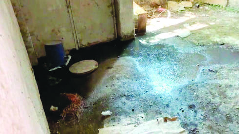 Зловонный дом в Кирьят-Ата: жильцы умоляют о ремонте, им отвечают - сами виноваты