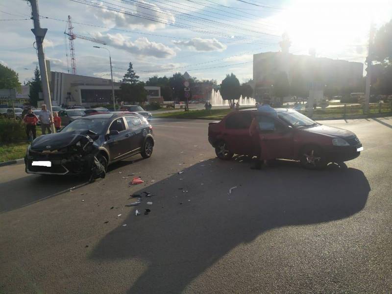 Три ребёнка пострадали в ДТП на Московском шоссе Рязани