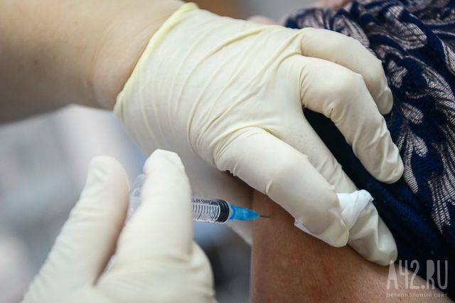 В Кузбассе первый компонент вакцины от COVID-19 поставили более 746000 человек