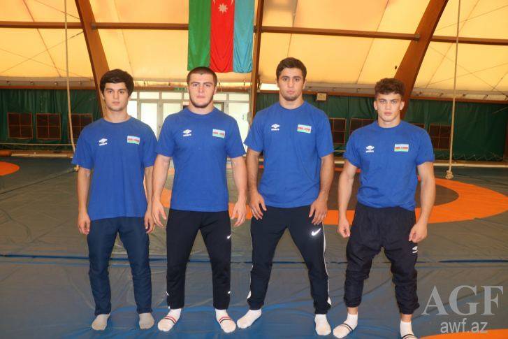 В финал чемпионата мира по борьбе в Уфе вышли 3 азербайджанских борца