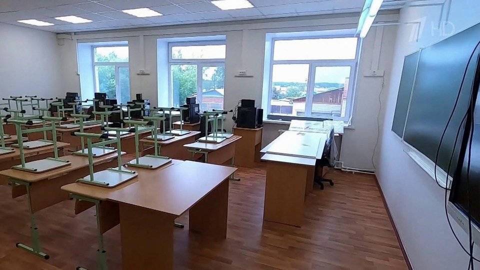 В «Единой России» обсудили создание в школах условий для детей с особенностями развития