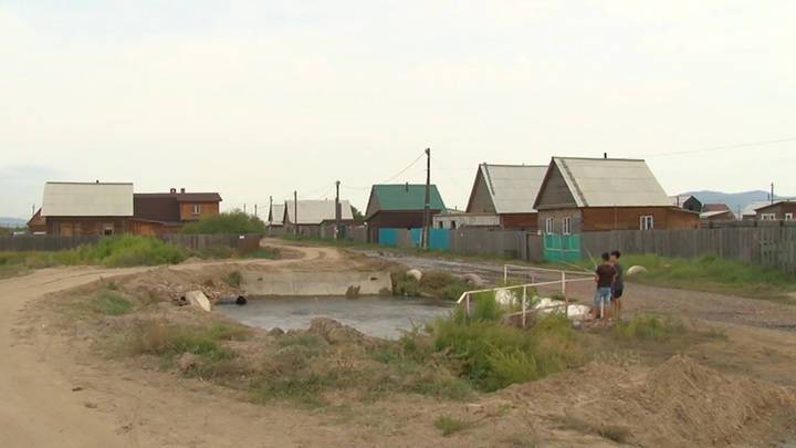 Новости на "России 24". Уровень воды в бурятской реке постепенно снижается