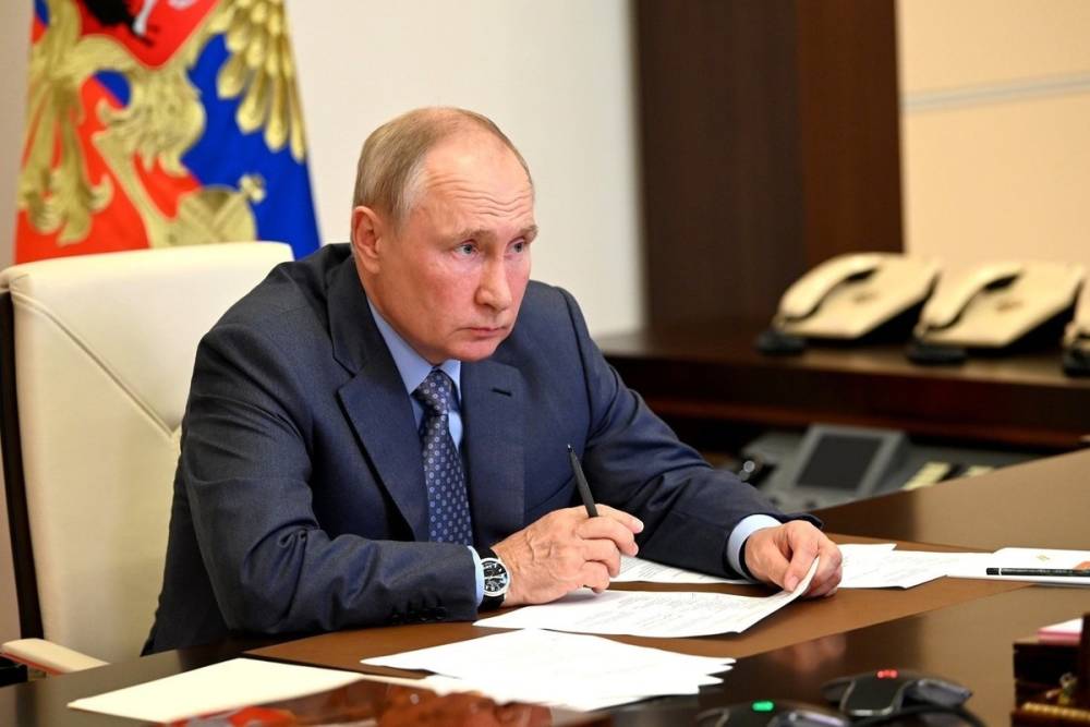 Владимир Путин о ситуации с лесными пожарами: «Главное — это сохранить жизни и здоровье людей, их имущество»
