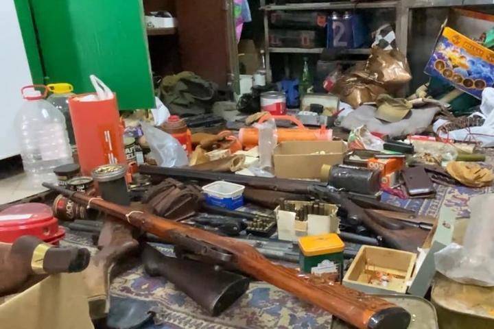 Полицейские нашли в Новороссийске склад боеприпасов и оружия