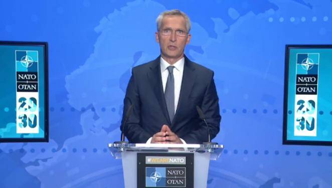 Столтенберг заявил, что НАТО не будет помогать "несуществующему" правительству Афганистана