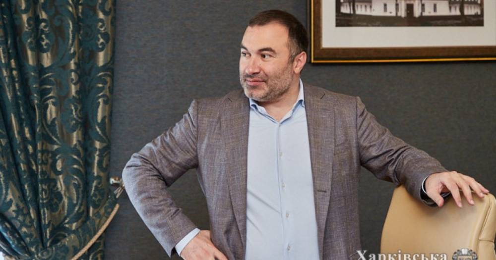 Глава Харьковского облсовета Артур Товмасян покидает должность из-за коррупционного скандала