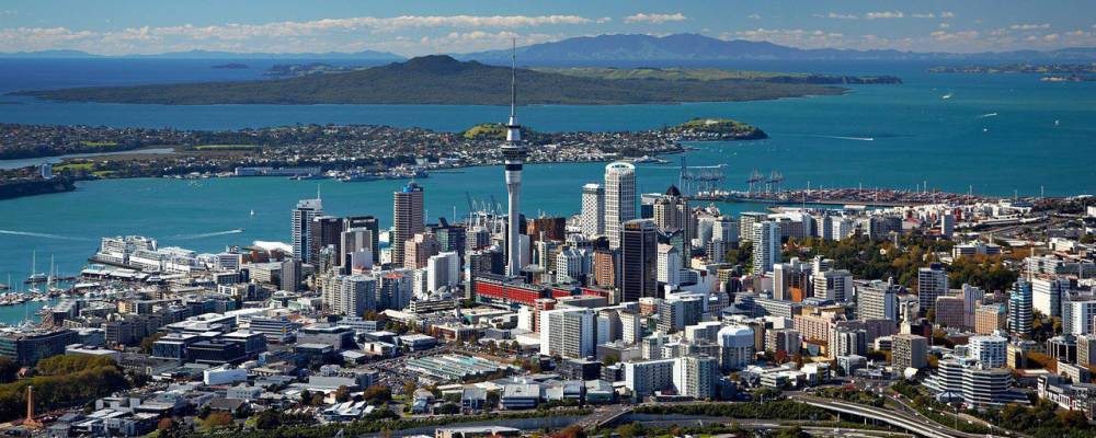 Власти Новой Зеландии ввели в стране полный карантин на три дня