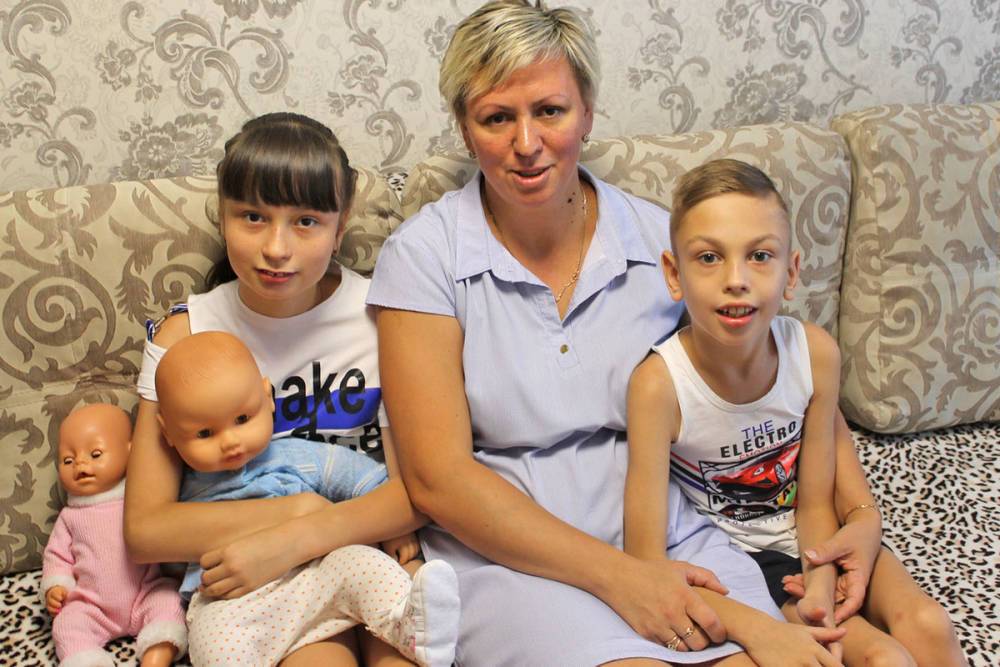 «Помогает любовь»: история мамы двоих детей с ДЦП из Волгограда