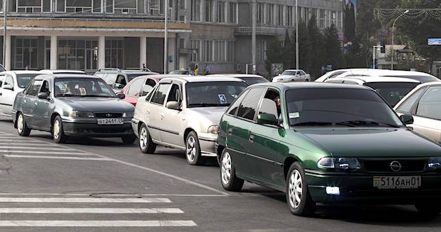 «Народное такси» в Душанбе подорожало до 7 сомони