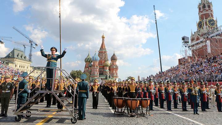 Участники фестиваля «Спасская башня» выступят в парках Москвы