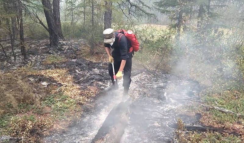 В МЧС сообщили, что лесные пожары больше не угрожают городам и селам Якутии