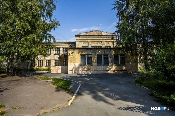 В Новосибирске приостановили аукцион на строительство здания школы №54