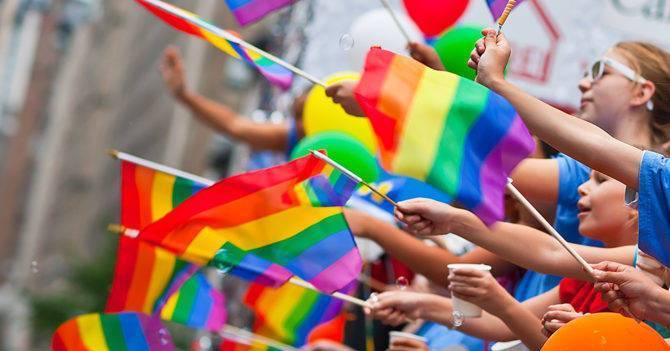 В Румынии хотят внести закон «о гей-пропаганде»: в стране протесты