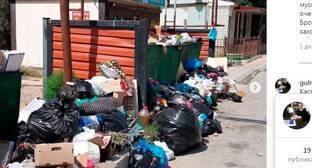 Каспийчане призвали решить проблему с вывозом мусора