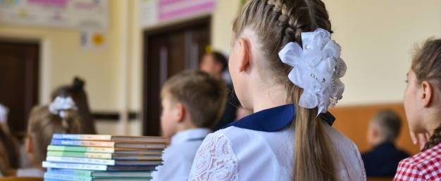 Школы Новосибирской области начнут учебный год в очном формате