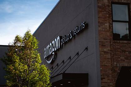 Amazon наказал китайских продавцов за фальшивые отзывы